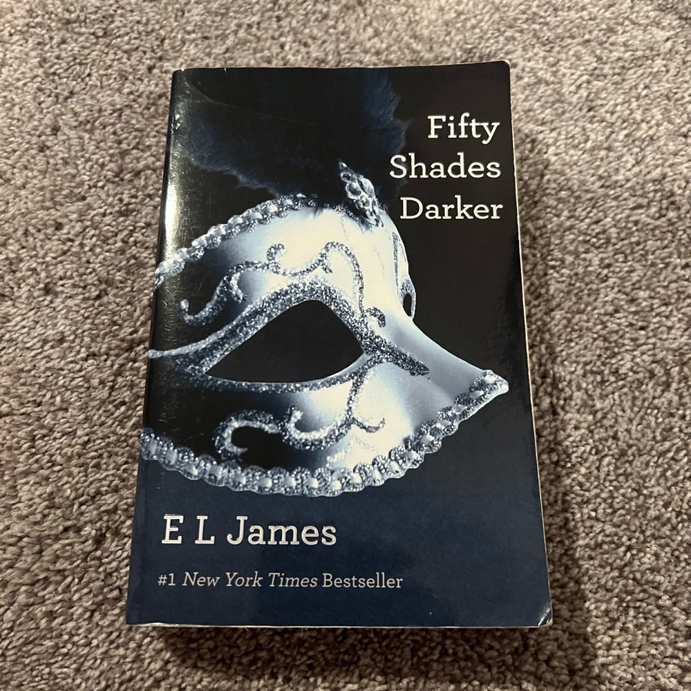 Fifty Shades Darker (book)